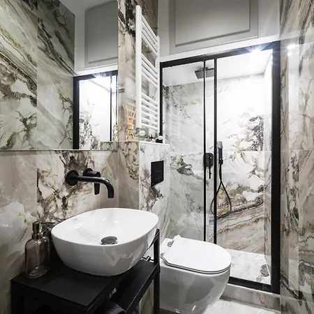 P Deluxe 10 * Thessaloníki